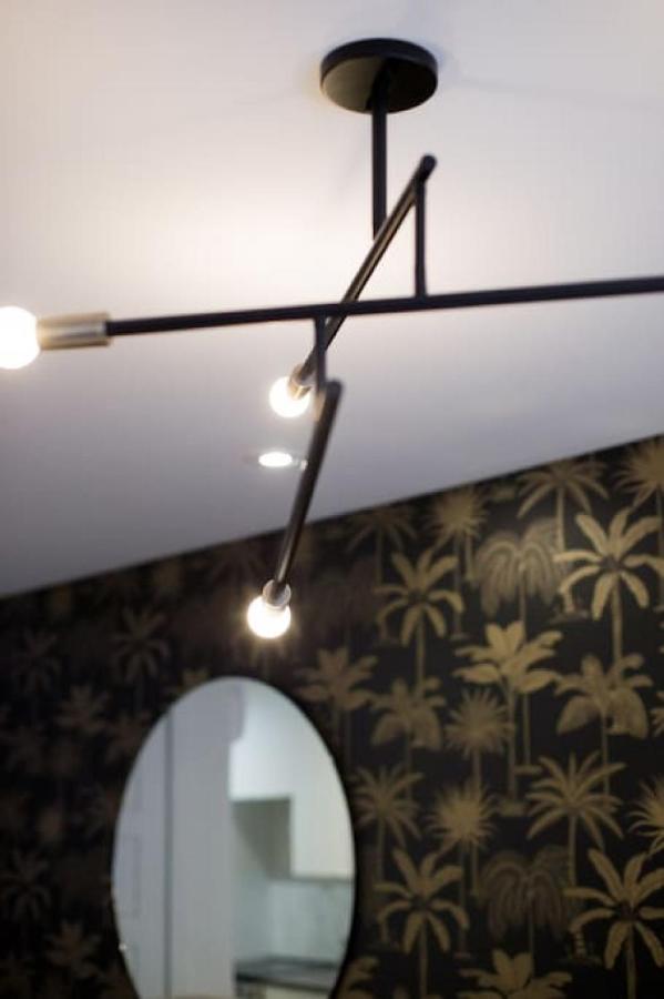 Palms Little Italy Studio With Full Bathroom By Denstays モントリオール エクステリア 写真
